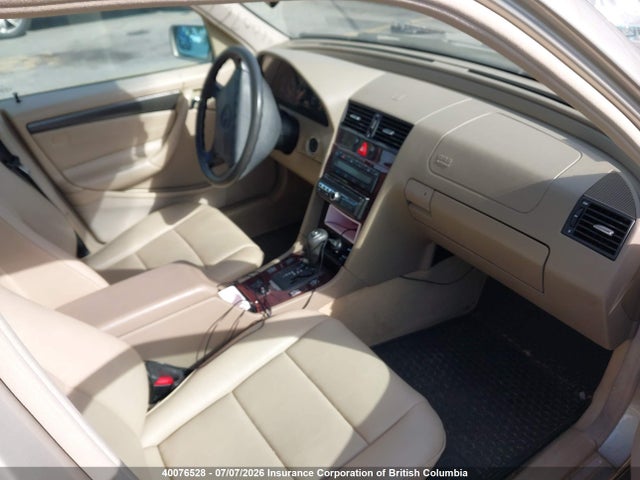 40076528 :رقم المزاد ، WDBHA23G3WF656587 vin ، 1998 Mercedes-benz C Class Classic (a5) مزاد بيع