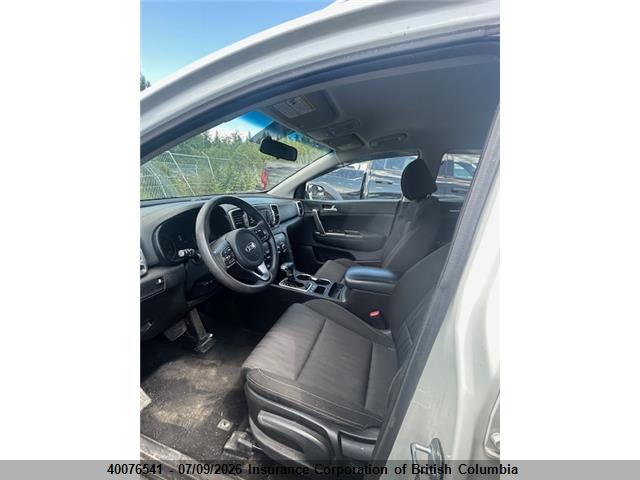 Продажа на аукционе авто 2019 Kia Sportage Lx, vin: KNDPMCAC8K7512046, номер лота: 40076541
