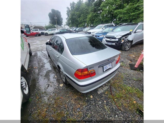 2005 Bmw 320i მანქანა იყიდება აუქციონზე, vin: WBAEV13435KL23981, აუქციონის ნომერი: 40076551