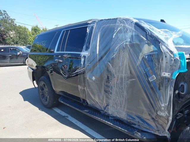 40076556 :رقم المزاد ، 1GNSKHKC5KR185547 vin ، 2019 Chevrolet Suburban Lt مزاد بيع