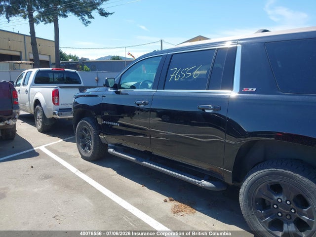 40076556 :رقم المزاد ، 1GNSKHKC5KR185547 vin ، 2019 Chevrolet Suburban Lt مزاد بيع