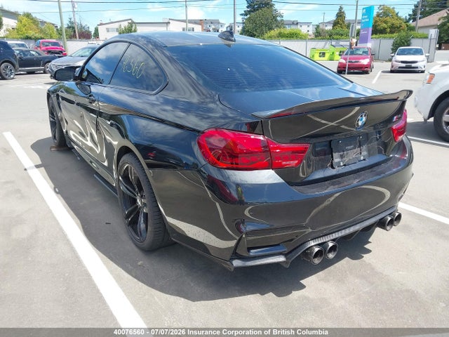 WBS3R9C55GK338662 BMW M4