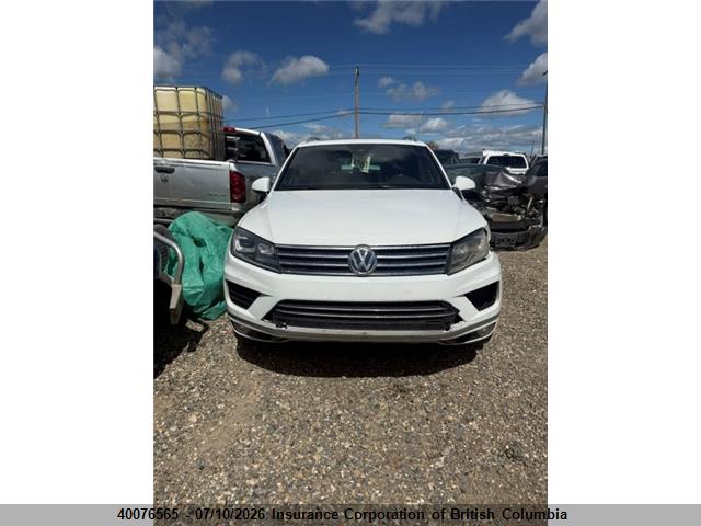 Volkswagen Touareg Wolfsburg 2017 WVGRF7BP9HD005335 Image 5