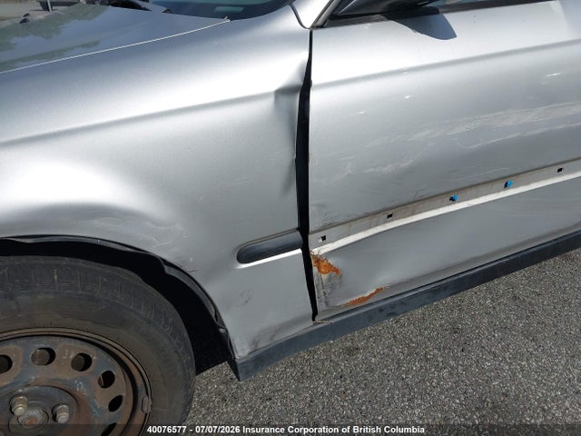 2000 Honda Civic მანქანა იყიდება აუქციონზე, vin: 2HGEJ6614YH936640, აუქციონის ნომერი: 40076577