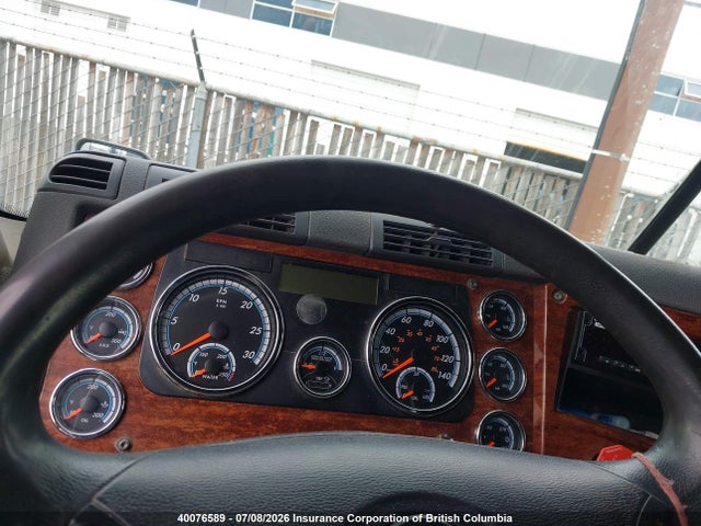 Freightliner Cascadia 125 2014 1FUJGLD60ELFU0983 Image 11