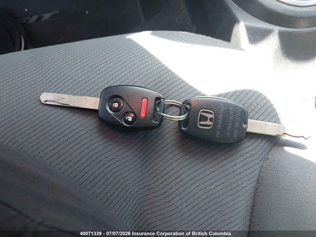 Aukcja sprzedaży 2014 Honda Fit Lx, vin: LUCGE8H56E3000665, numer aukcji: 40071339