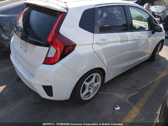 2015 Honda Fit Lx მანქანა იყიდება აუქციონზე, vin: 3HGGK5G53FM102505, აუქციონის ნომერი: 40075713