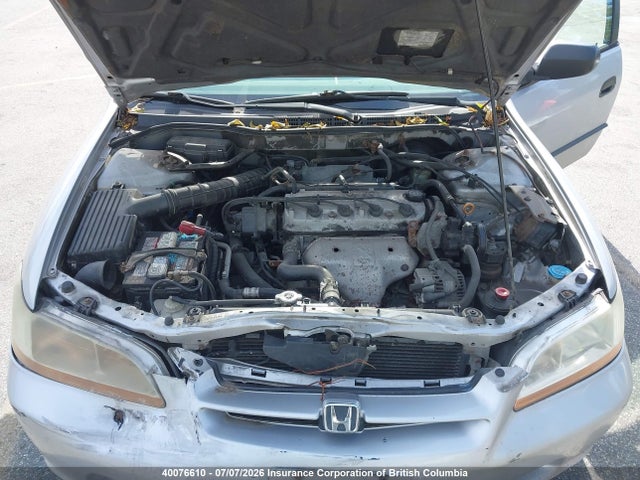 2000 Honda Accord Dx მანქანა იყიდება აუქციონზე, vin: 1HGCF8644YA815703, აუქციონის ნომერი: 40076610