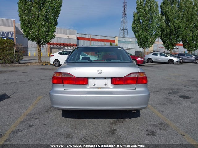 2000 Honda Accord Dx მანქანა იყიდება აუქციონზე, vin: 1HGCF8644YA815703, აუქციონის ნომერი: 40076610