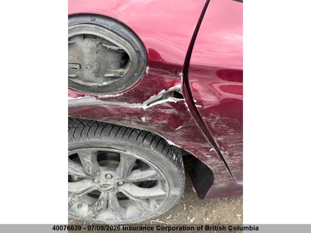 1C3CCCBG8GN119822 Chrysler 200