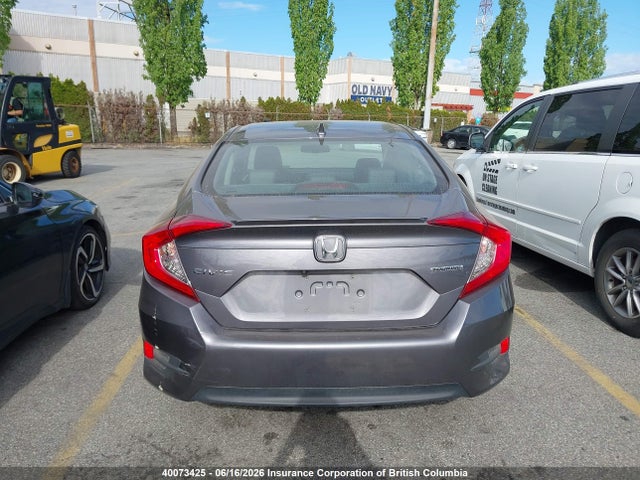 Honda Civic Touring 2017 2HGFC1F92HH106004 Image 17