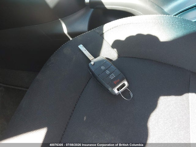 KIA SOUL + 2016 KNDJP3A59G7380162 Image 11