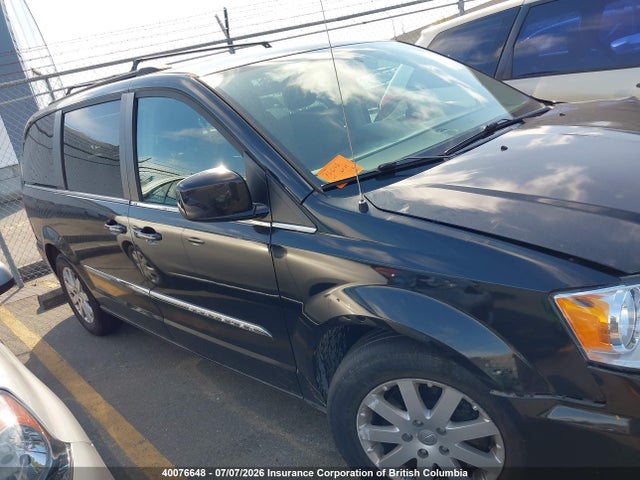 Продаж на аукціоні авто 2015 Chrysler Town & Country Touring, vin: 2C4RC1BG8FR714813, номер лоту: 40076648