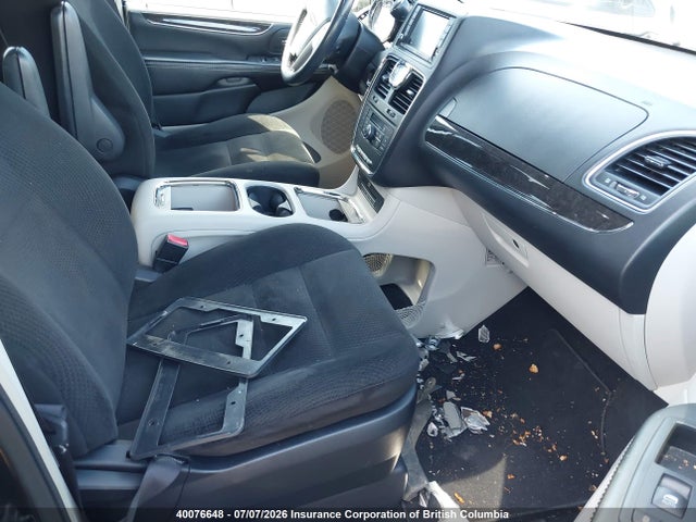 Продаж на аукціоні авто 2015 Chrysler Town & Country Touring, vin: 2C4RC1BG8FR714813, номер лоту: 40076648