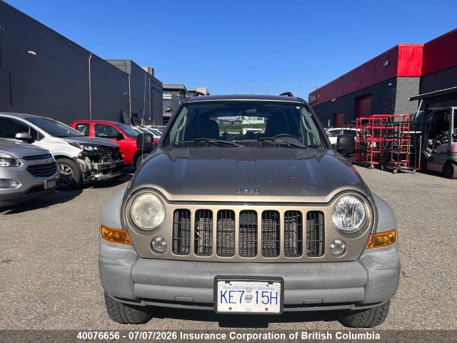 40076656 :رقم المزاد ، 1J4GL48K65W641607 vin ، 2005 Jeep Liberty Sport مزاد بيع