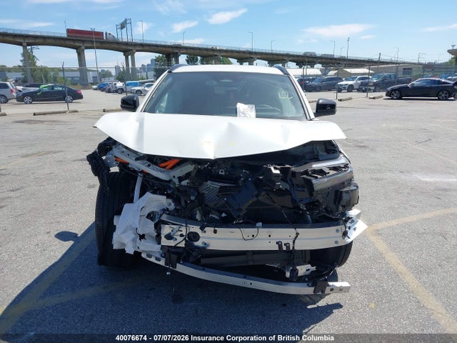 Toyota C-HR 2026 JTMAAAAD0TJ016593 Image 13