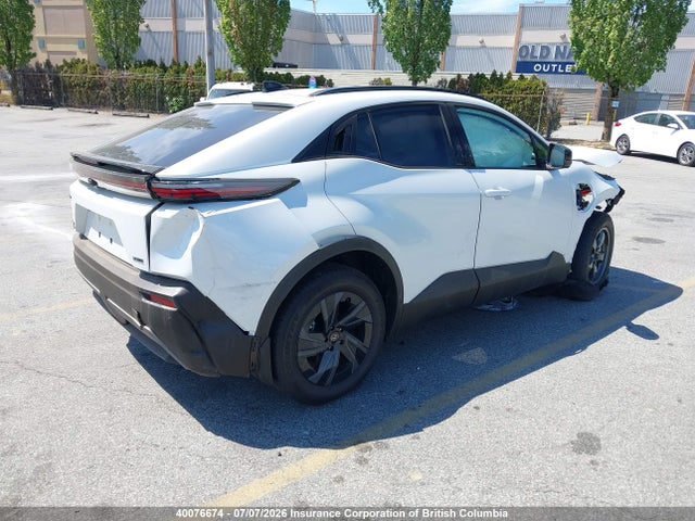 Toyota C-HR 2026 JTMAAAAD0TJ016593 Image 4