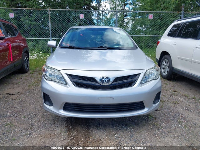 2011 Toyota Corolla Ce მანქანა იყიდება აუქციონზე, vin: 2T1BU4EE0BC702322, აუქციონის ნომერი: 40076676