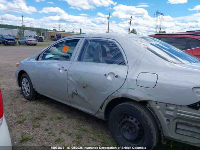 2011 Toyota Corolla Ce მანქანა იყიდება აუქციონზე, vin: 2T1BU4EE0BC702322, აუქციონის ნომერი: 40076676