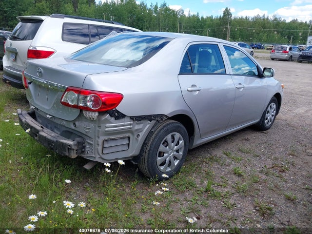 2011 Toyota Corolla Ce მანქანა იყიდება აუქციონზე, vin: 2T1BU4EE0BC702322, აუქციონის ნომერი: 40076676