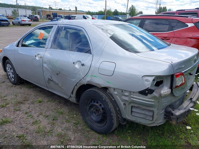 2011 Toyota Corolla Ce მანქანა იყიდება აუქციონზე, vin: 2T1BU4EE0BC702322, აუქციონის ნომერი: 40076676