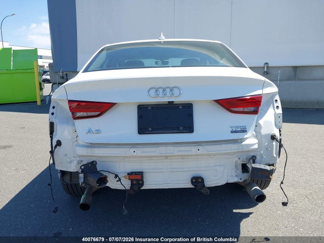 2018 Audi A3 მანქანა იყიდება აუქციონზე, vin: WAUE8GFF9J1055395, აუქციონის ნომერი: 40076679