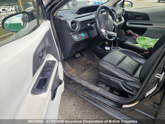 2014 Toyota Prius მანქანა იყიდება აუქციონზე, vin: JTDKDTB38E1570495, აუქციონის ნომერი: 40076688