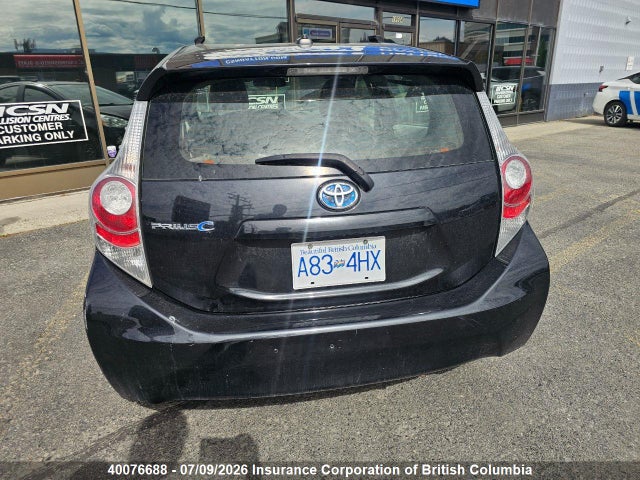 2014 Toyota Prius მანქანა იყიდება აუქციონზე, vin: JTDKDTB38E1570495, აუქციონის ნომერი: 40076688