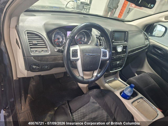 2013 Chrysler Town & Country Touring მანქანა იყიდება აუქციონზე, vin: 2C4RC1BG8DR784454, აუქციონის ნომერი: 40076721