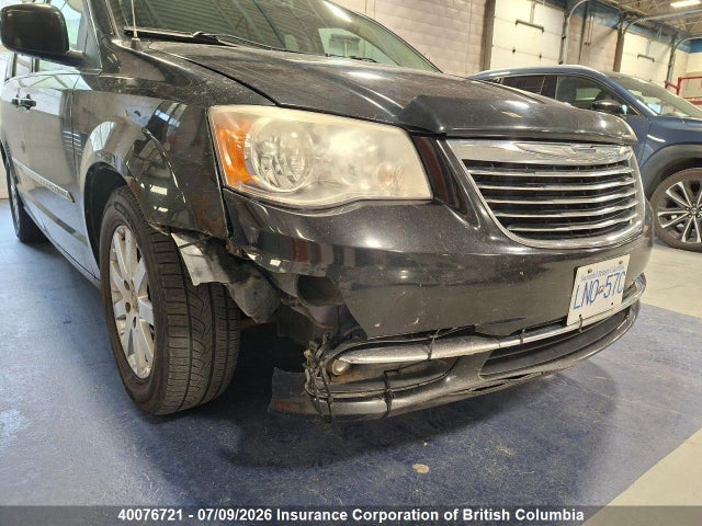 2013 Chrysler Town & Country Touring მანქანა იყიდება აუქციონზე, vin: 2C4RC1BG8DR784454, აუქციონის ნომერი: 40076721