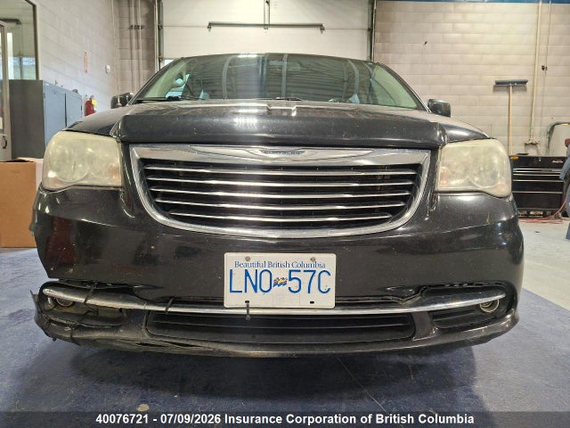 2013 Chrysler Town & Country Touring მანქანა იყიდება აუქციონზე, vin: 2C4RC1BG8DR784454, აუქციონის ნომერი: 40076721
