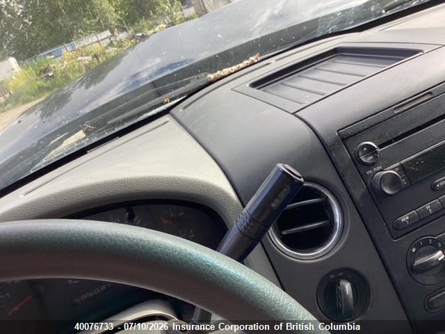 40076733 :رقم المزاد ، 1FTPX04544KA92434 vin ، 2004 Ford F150 مزاد بيع