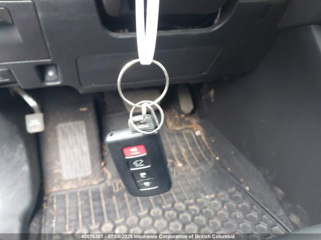 2016 Toyota Highlander Hybrid/xle მანქანა იყიდება აუქციონზე, vin: 5TDJCRFH1GS013778, აუქციონის ნომერი: 40076301