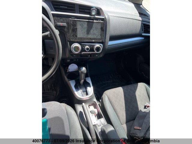 2015 Honda Fit მანქანა იყიდება აუქციონზე, vin: 3HGGK5H59FM102748, აუქციონის ნომერი: 40076773
