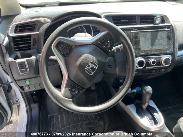 2015 Honda Fit მანქანა იყიდება აუქციონზე, vin: 3HGGK5H59FM102748, აუქციონის ნომერი: 40076773