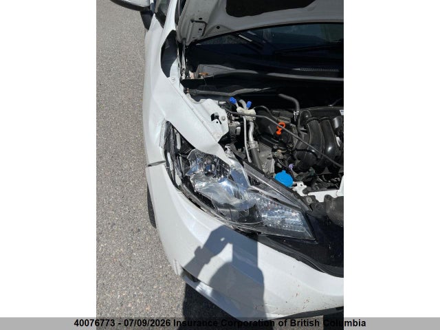 2015 Honda Fit მანქანა იყიდება აუქციონზე, vin: 3HGGK5H59FM102748, აუქციონის ნომერი: 40076773