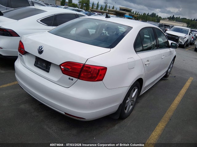 Продажа на аукционе авто 2011 Volkswagen Jetta Se, vin: 3VWDX7AJ0BM363084, номер лота: 40074644