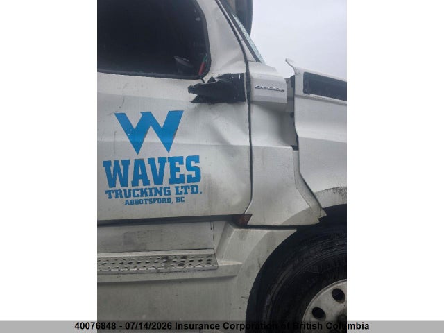 Freightliner New Cascadia 126 2018 3AKJHHDR7JSJR2356 Image 5