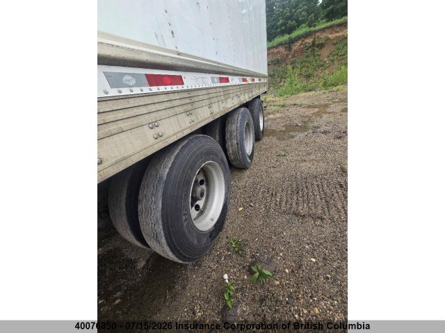 1UYVS3537J2415005 Utility Reefer Van Trailer