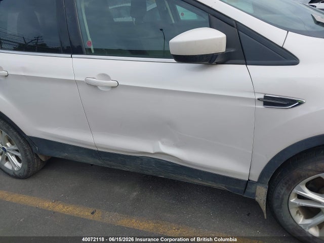 40072118 :رقم المزاد ، 1FMCU9GD6JUC72122 vin ، 2018 Ford Escape Se مزاد بيع