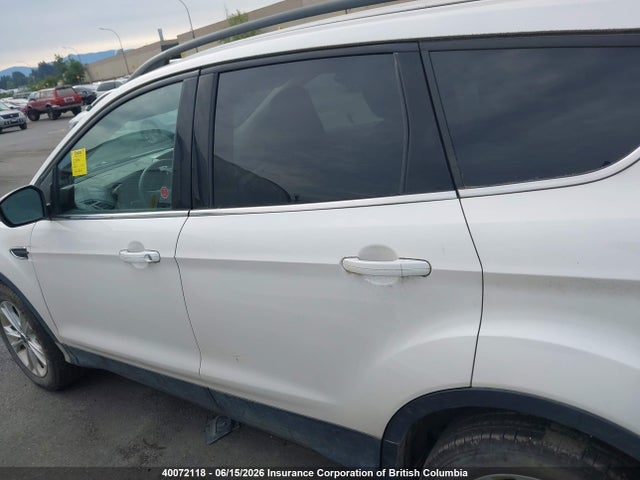 40072118 :رقم المزاد ، 1FMCU9GD6JUC72122 vin ، 2018 Ford Escape Se مزاد بيع