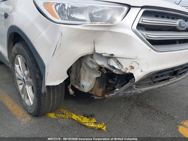 40072118 :رقم المزاد ، 1FMCU9GD6JUC72122 vin ، 2018 Ford Escape Se مزاد بيع