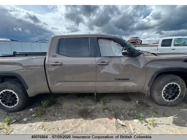2026 Toyota Tundra Crewmax Sr5 მანქანა იყიდება აუქციონზე, vin: 5TFLA5EC5TX055629, აუქციონის ნომერი: 40076864