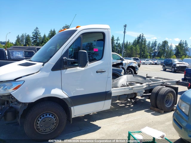 2023 Mercedes-benz Sprinter 3500xd Standard Roof 4-cyl Diesel Ho მანქანა იყიდება აუქციონზე, vin: W1X8N23Y8PN227225, აუქციონის ნომერი: 40076868