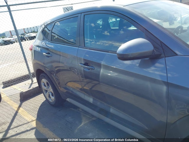 Hyundai TUCSON SE 2018 KM8J23A40JU601576 Image 14