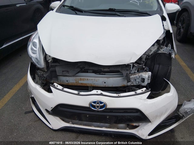 2017 Toyota Prius C მანქანა იყიდება აუქციონზე, vin: JTDKDTB34H1597326, აუქციონის ნომერი: 40071615