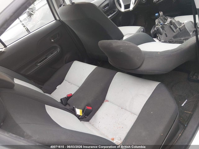 JTDKDTB34H1597326 Toyota PRIUS C