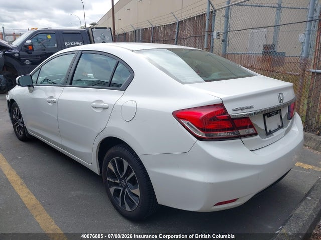 2015 Honda Civic მანქანა იყიდება აუქციონზე, vin: 2HGFB2F55FH045136, აუქციონის ნომერი: 40076885