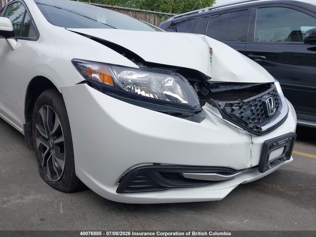 2015 Honda Civic მანქანა იყიდება აუქციონზე, vin: 2HGFB2F55FH045136, აუქციონის ნომერი: 40076885
