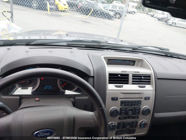 40076892 :رقم المزاد ، 1FMCU93188KE79984 vin ، 2008 Ford Escape Xlt مزاد بيع